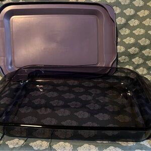 Vintage Pyrex amethyst 9x13 baking dish with lid
